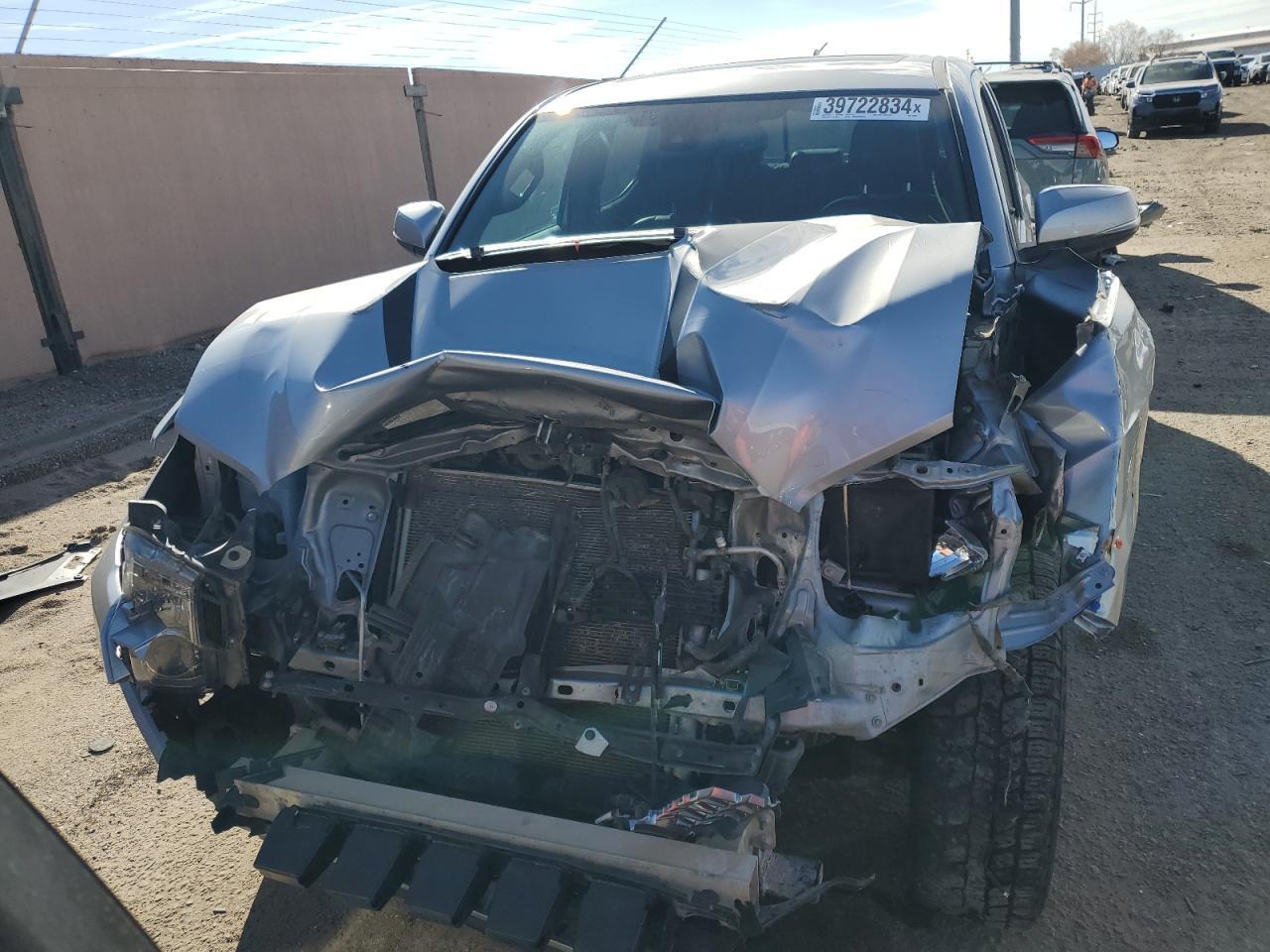 2019 TOYOTA TACOMA DOU - Фото 5