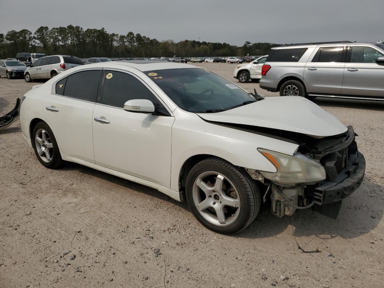 2014 NISSAN MAXIMA S - Фото 4