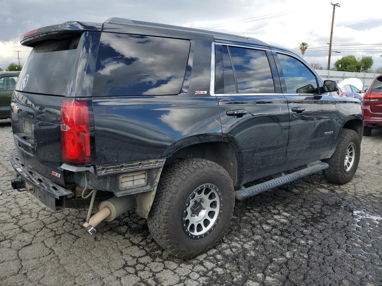 2017 CHEVROLET TAHOE K150 - Фото 3