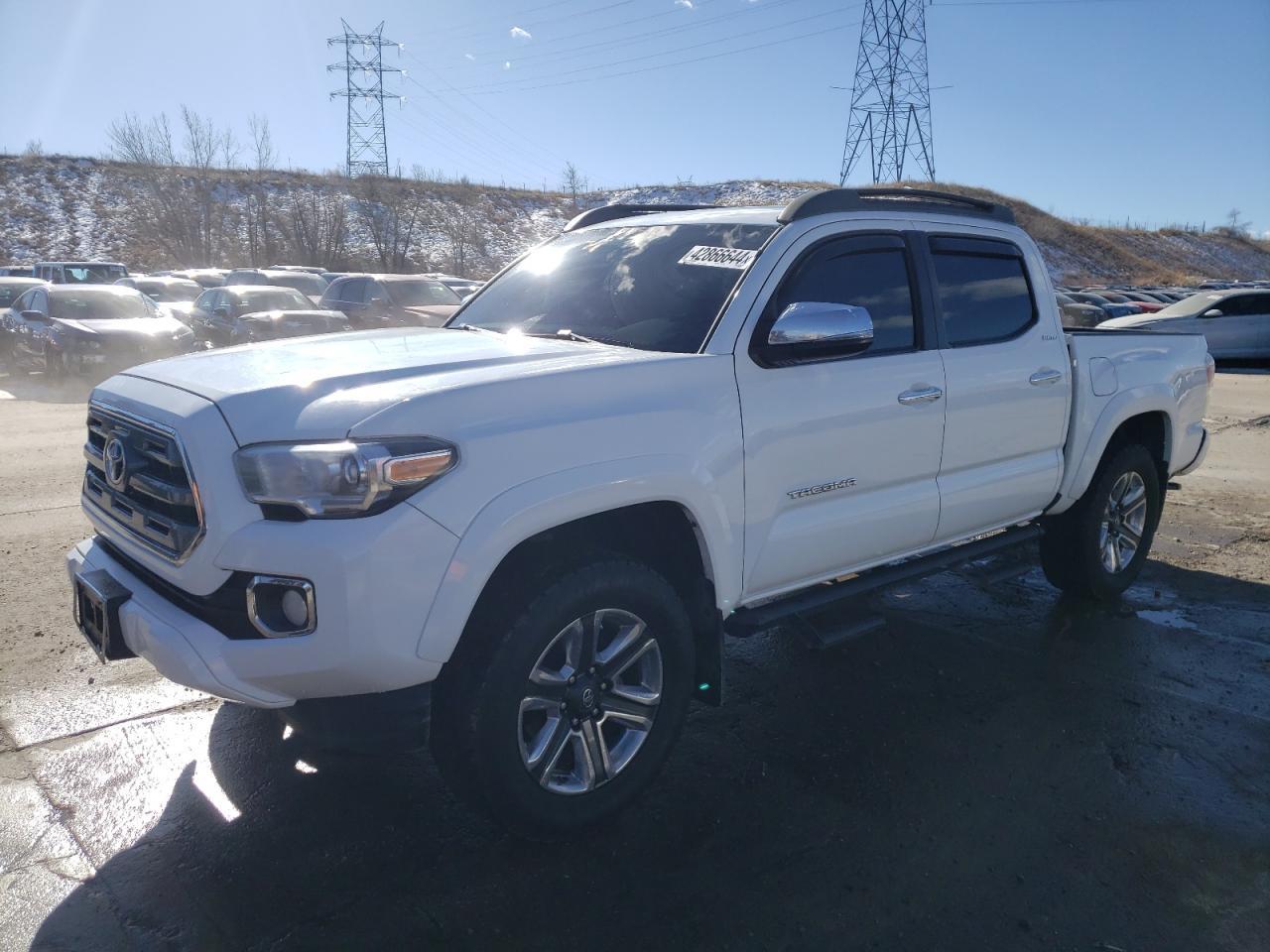 2017 TOYOTA TACOMA DOU