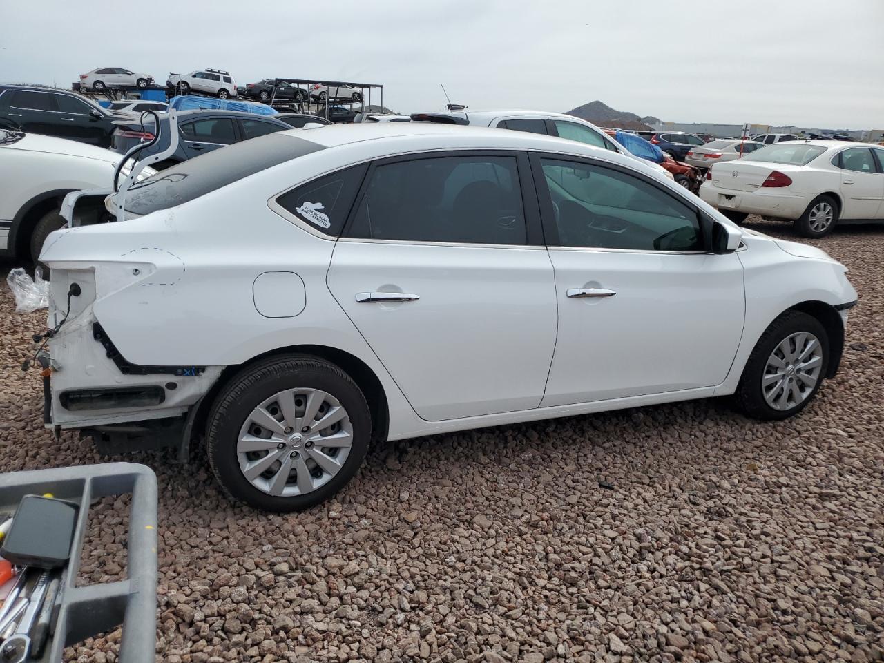 2017 NISSAN SENTRA S - Фото 3