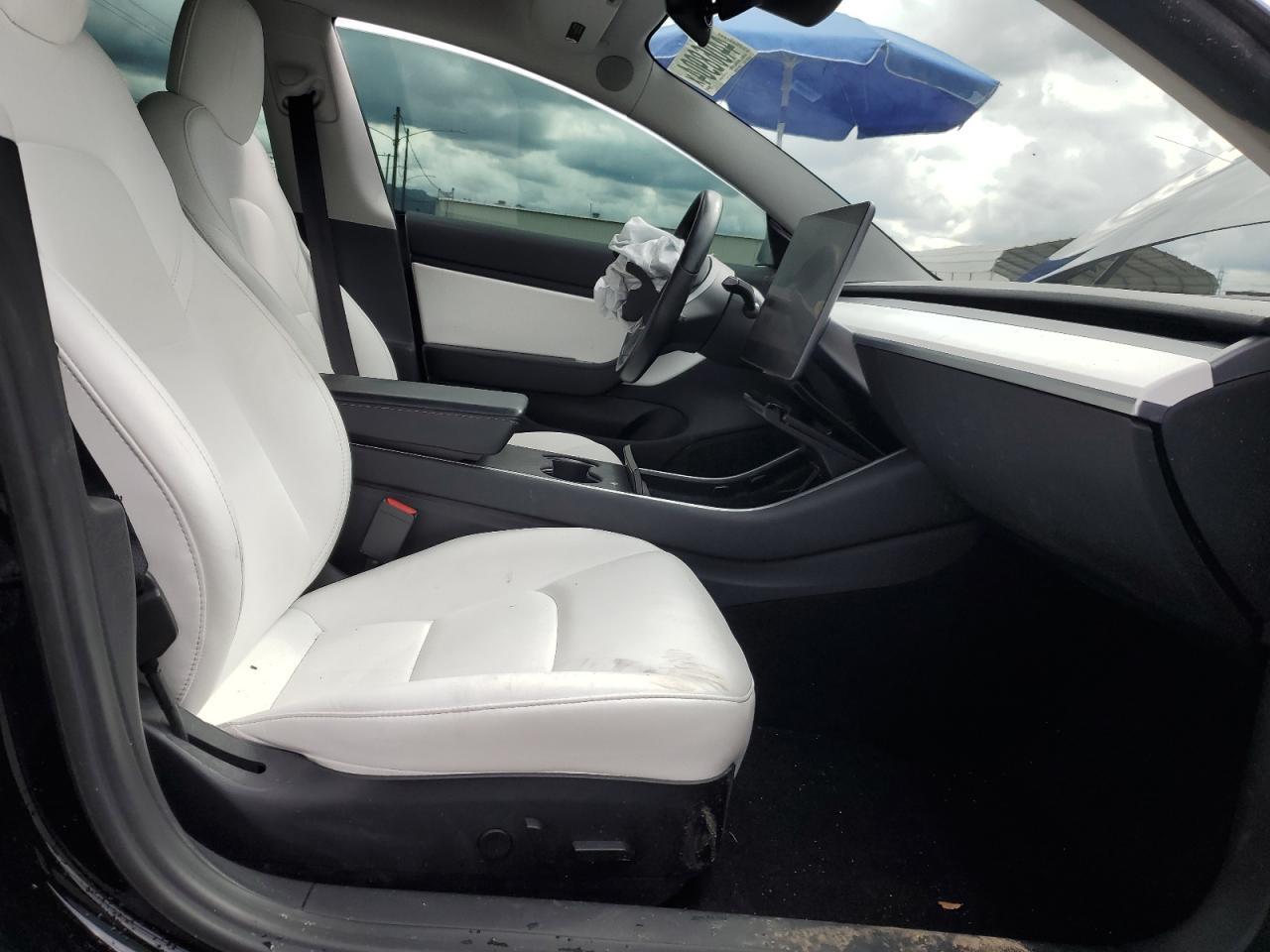 2019 TESLA MODEL 3 - Фото 7