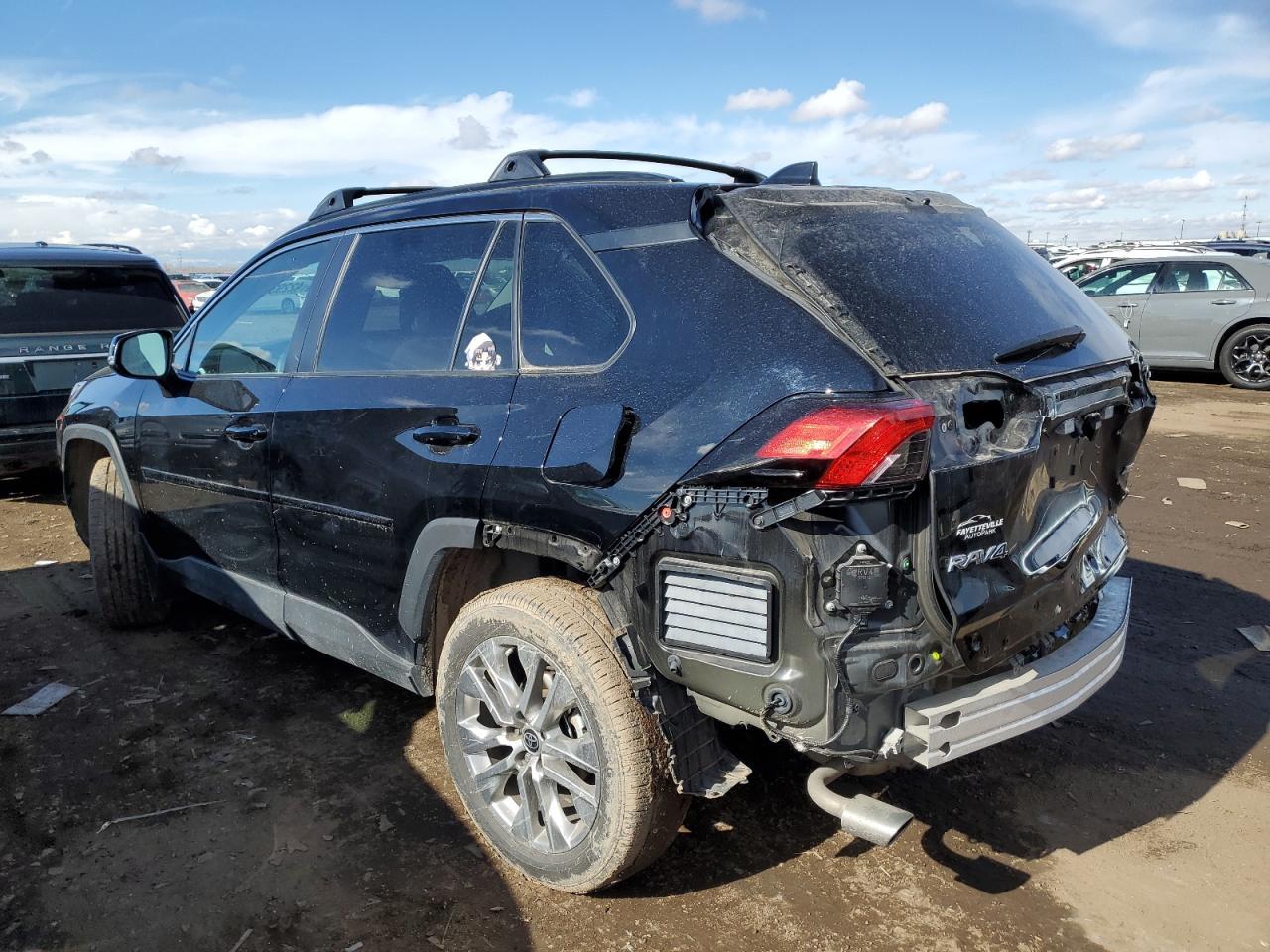 2022 TOYOTA RAV4 XLE P - Image 2