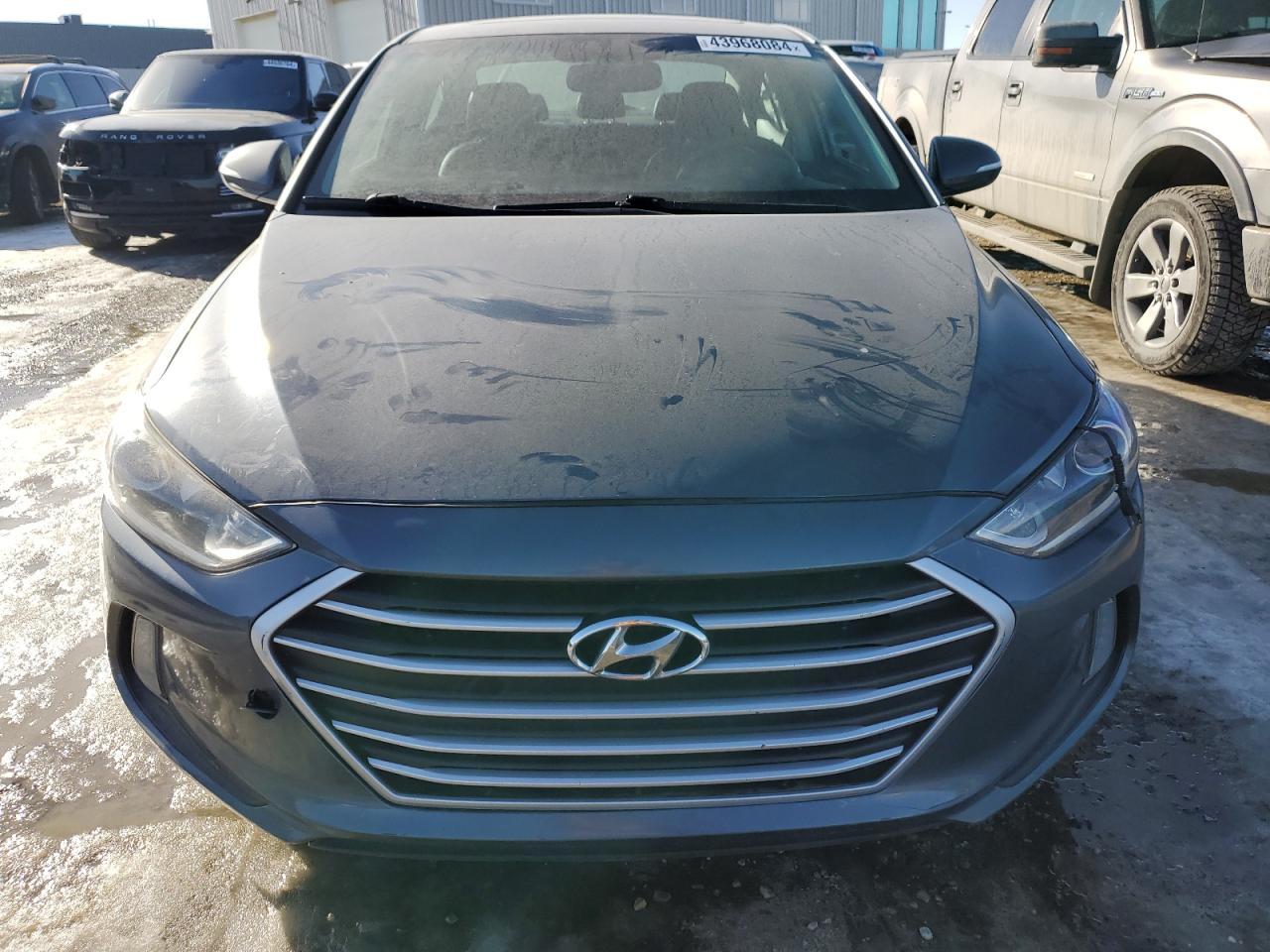 2017 HYUNDAI ELANTRA SE - Image 5