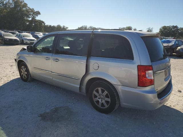 2012 Chrysler Town & Country Touring - Фото 2