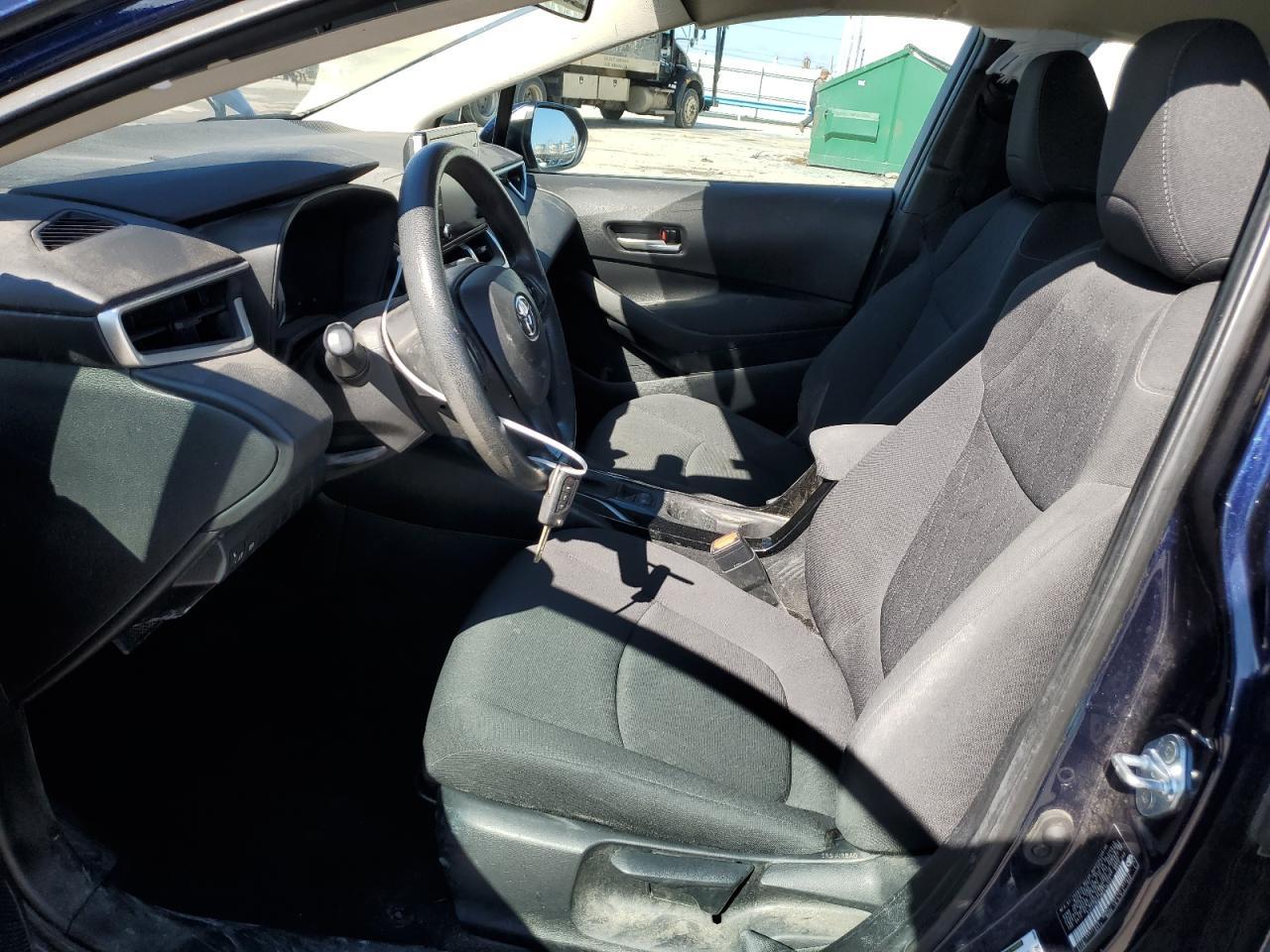 2021 TOYOTA COROLLA LE - Фото 7