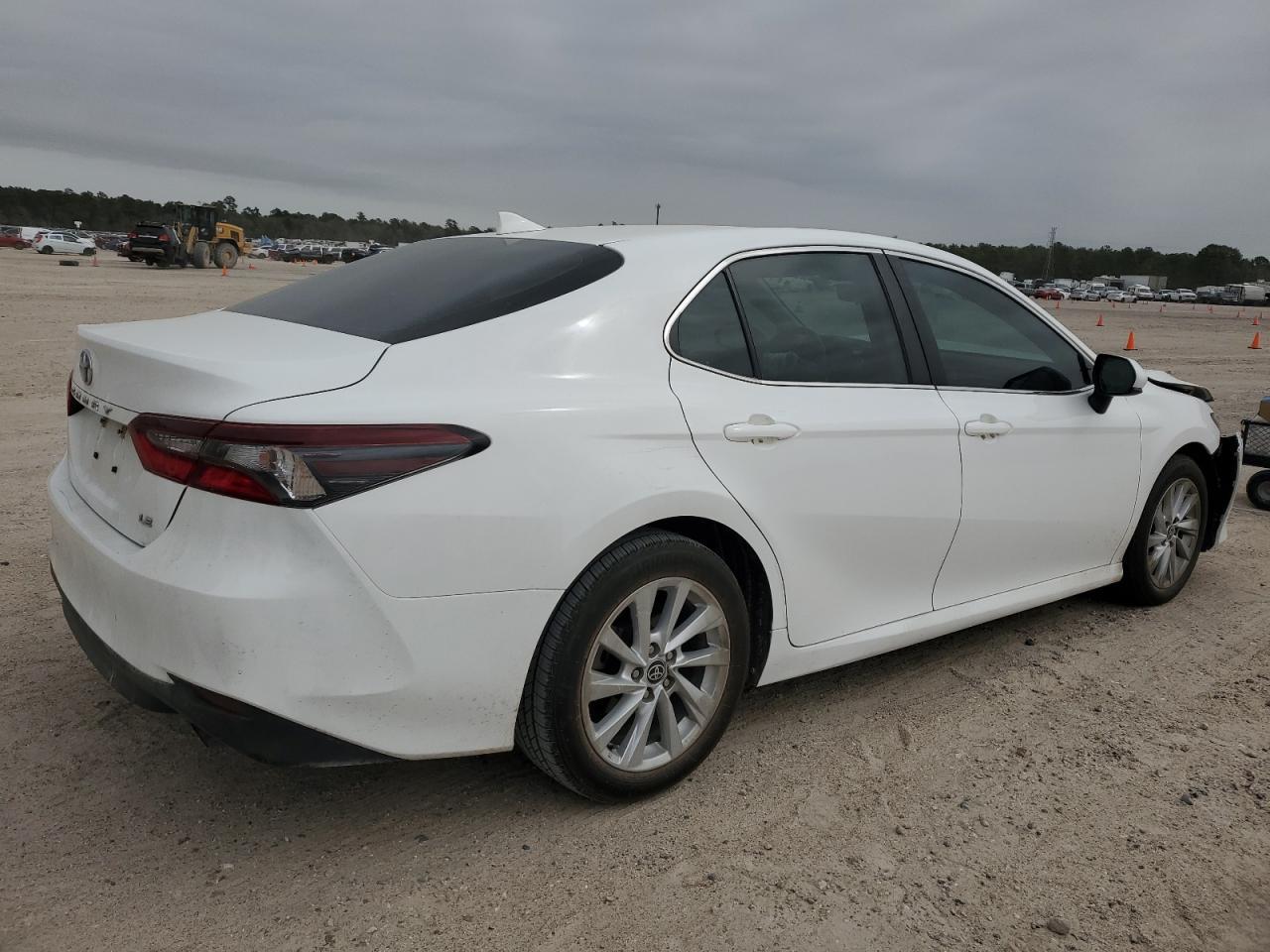 2023 TOYOTA CAMRY LE - Image 3