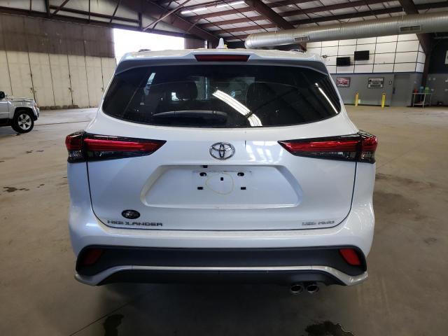 2023 Toyota Highlander L - Image 6
