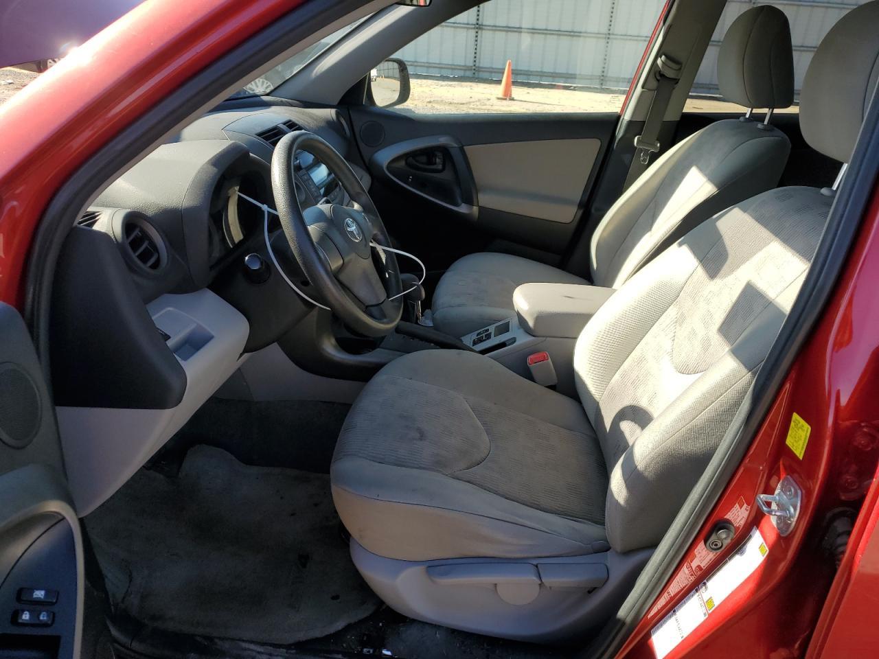 2011 TOYOTA RAV4 - Image 7