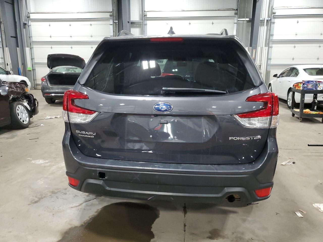 2021 SUBARU FORESTER P - Фото 6