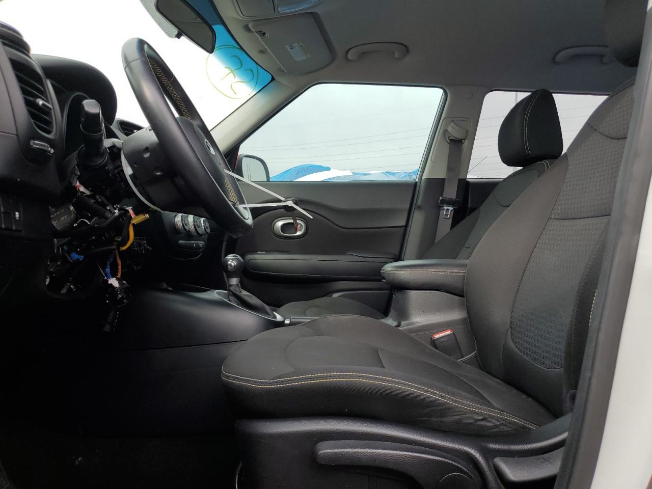 2016 KIA SOUL + - Фото 7