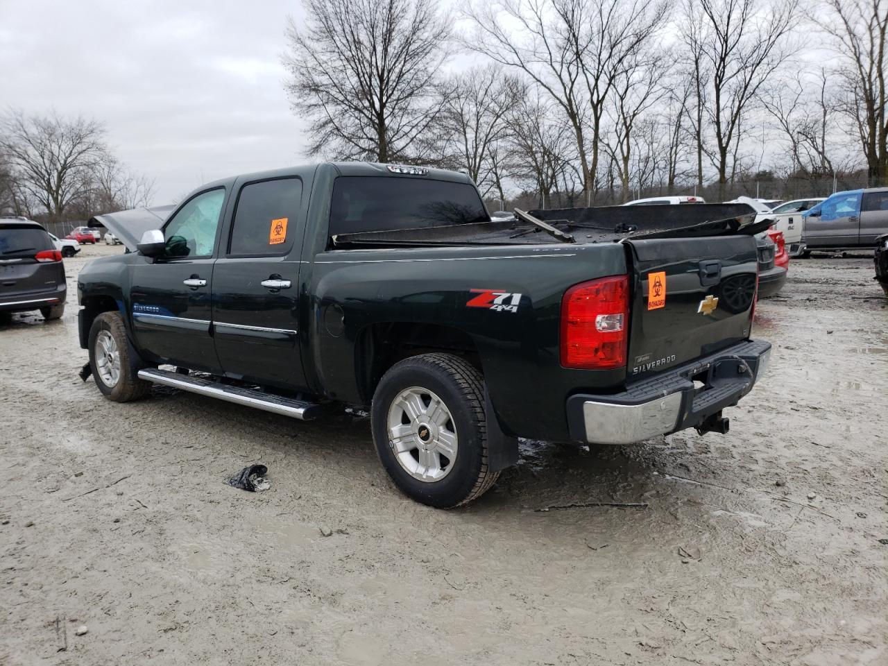 2013 CHEVROLET SILVERADO - Фото 2