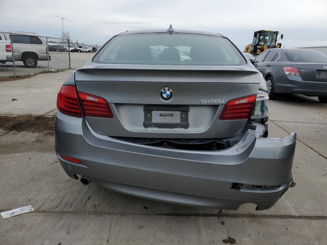 2016 BMW 528 I - Фото 6