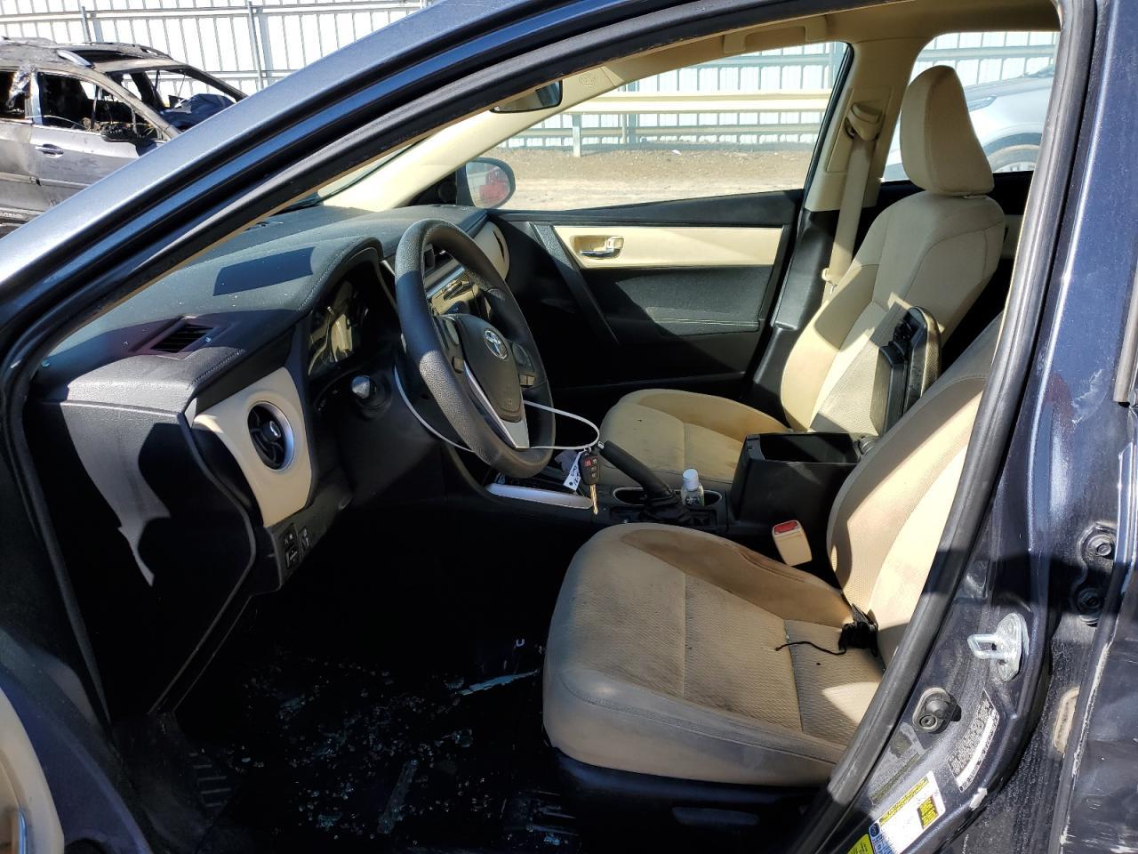 2018 TOYOTA COROLLA L - Image 7