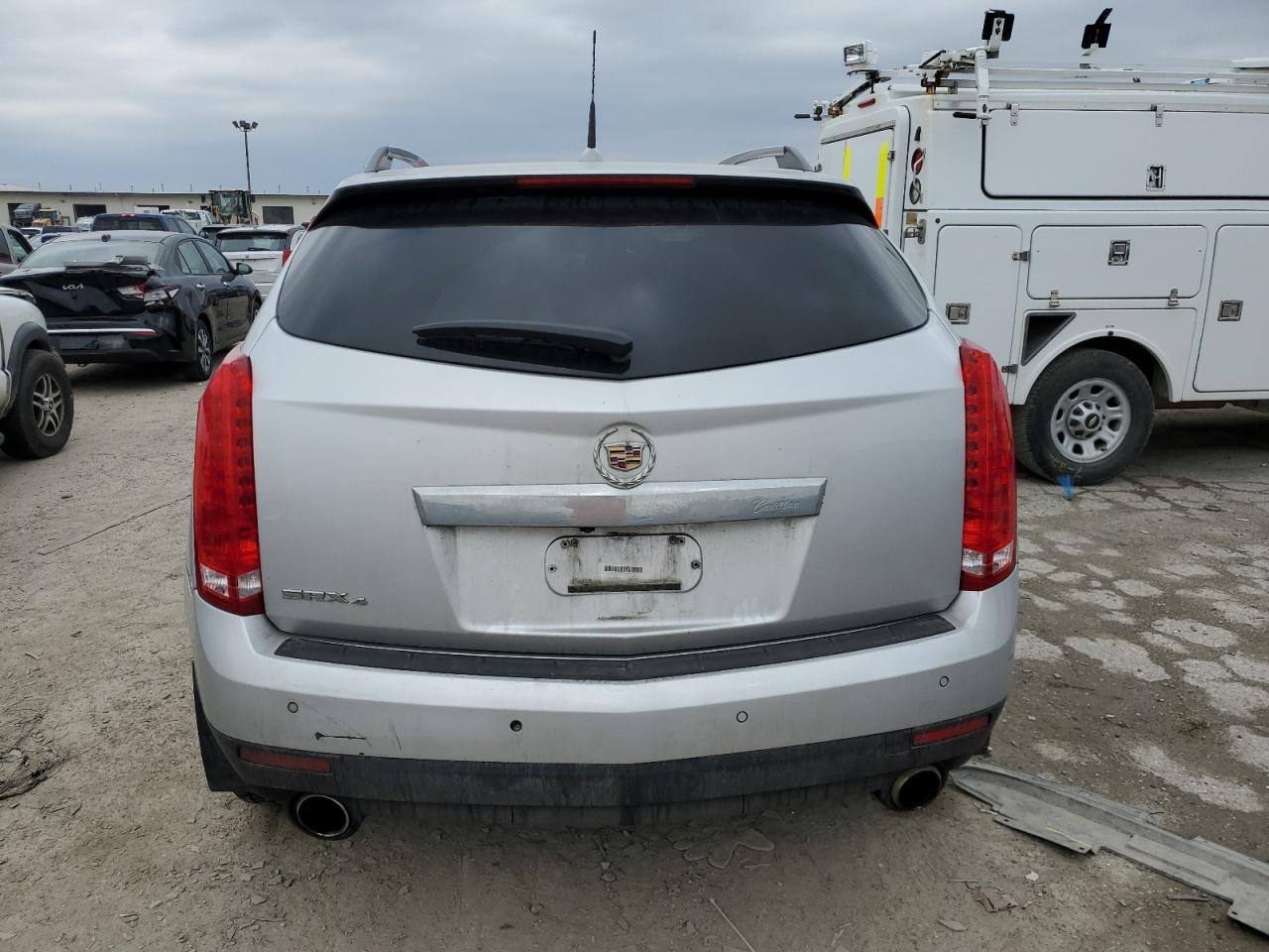 2011 CADILLAC SRX PREMIU - Image 6