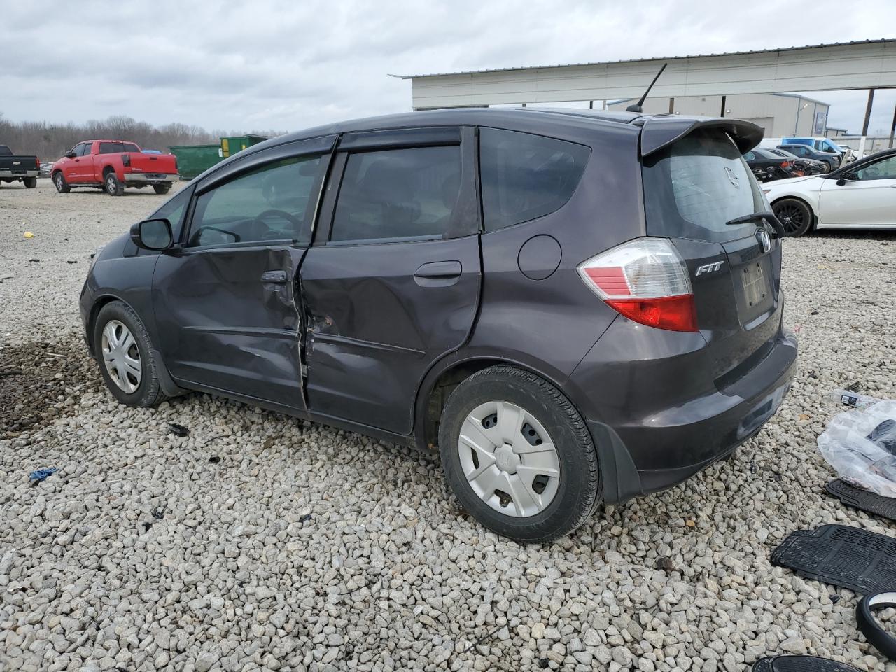 2013 HONDA FIT - Фото 2