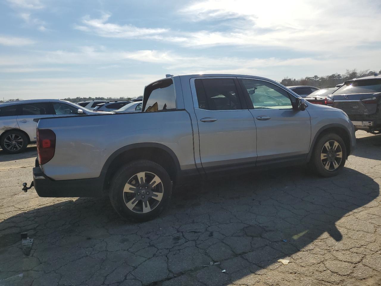 2018 HONDA RIDGELINE - Фото 3