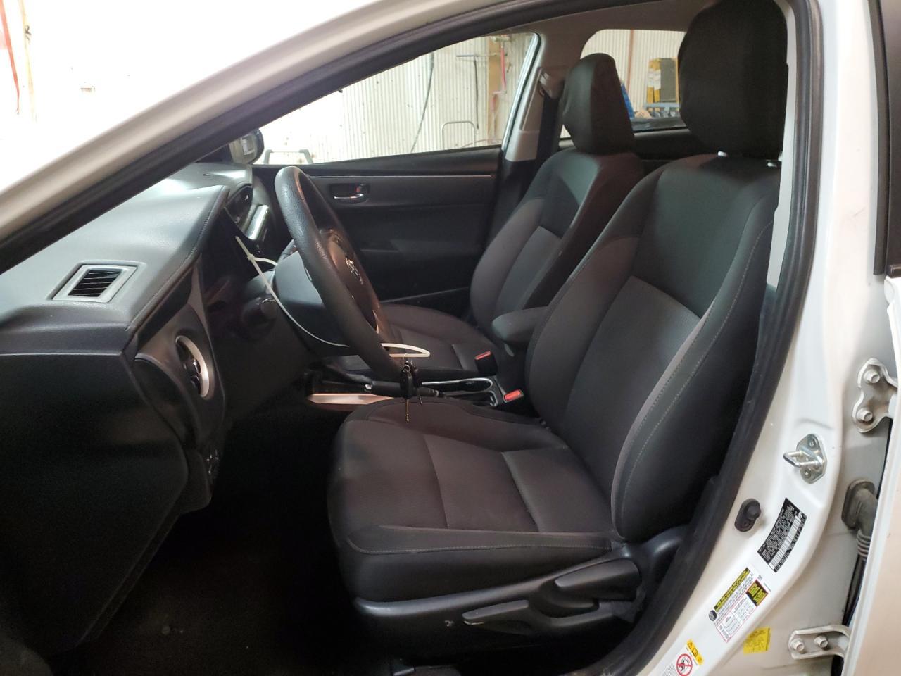 2019 TOYOTA COROLLA L - Image 7