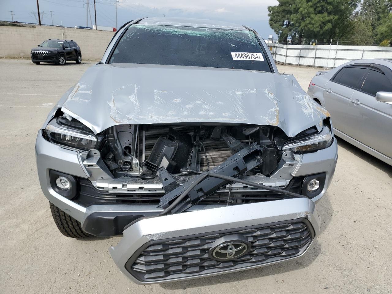 2023 TOYOTA TACOMA DOU - Фото 5
