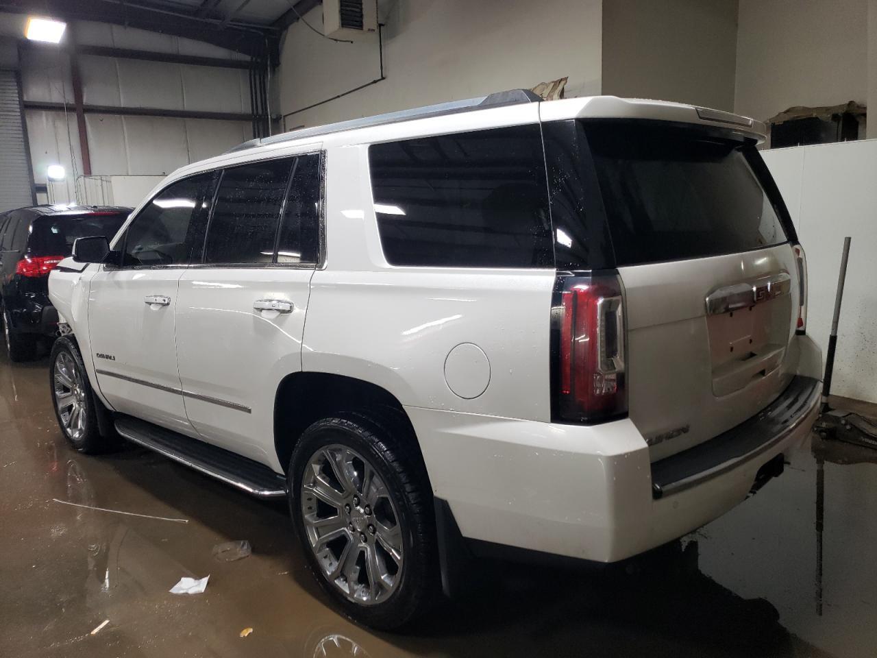 2016 GMC YUKON DENA - Фото 2
