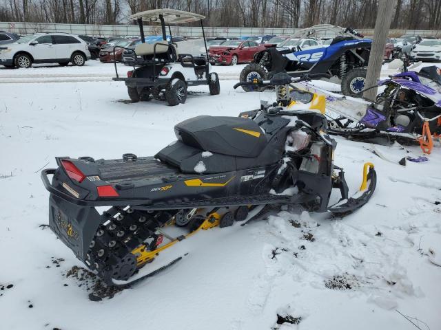2013 Ski Doo Renegade - Фото 4