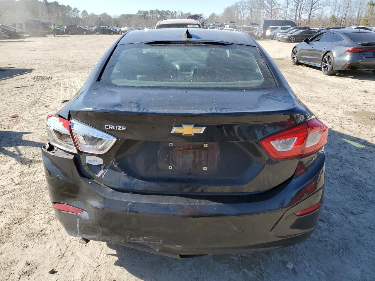 2017 CHEVROLET CRUZE LS - Фото 6