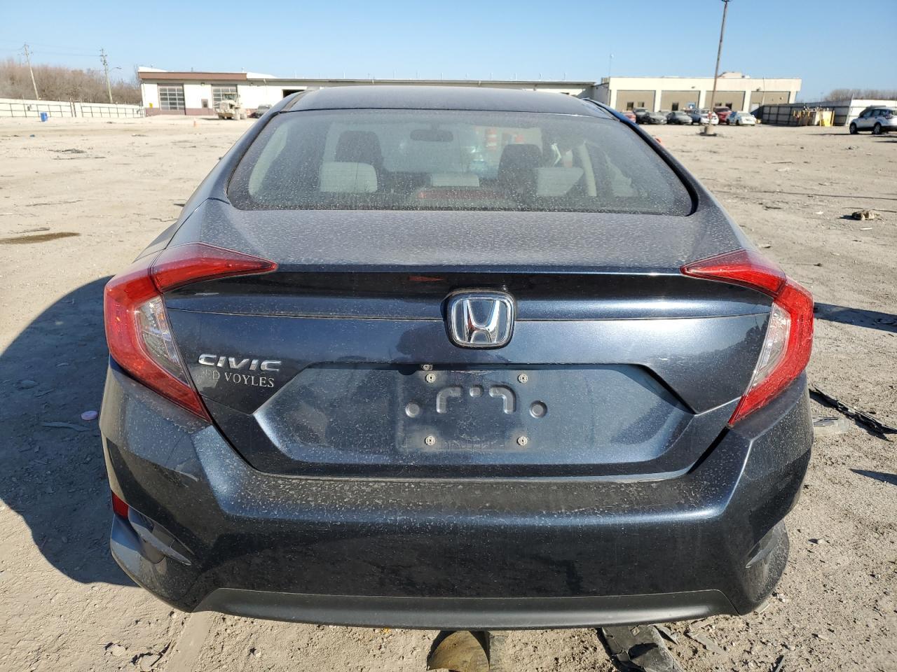 2016 HONDA CIVIC LX - Фото 6