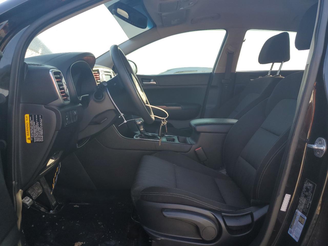 2017 KIA SPORTAGE L - Image 7