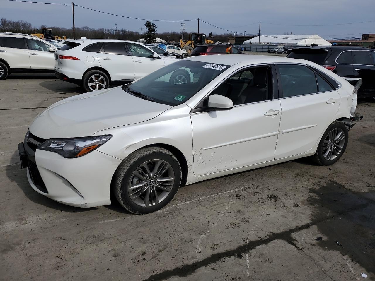 2017 TOYOTA CAMRY LE car image