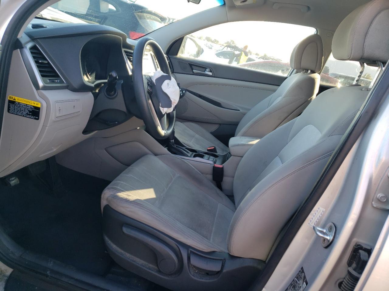 2016 HYUNDAI TUCSON SE - Фото 7