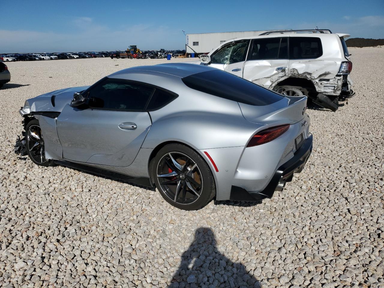 2021 TOYOTA SUPRA BASE - Фото 2