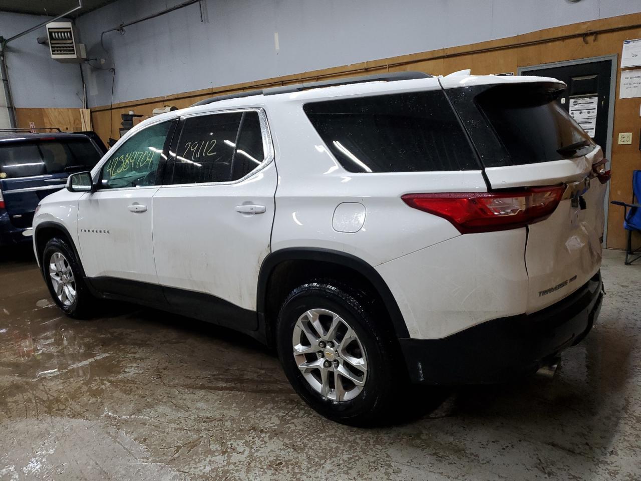 2021 CHEVROLET TRAVERSE L - Image 2