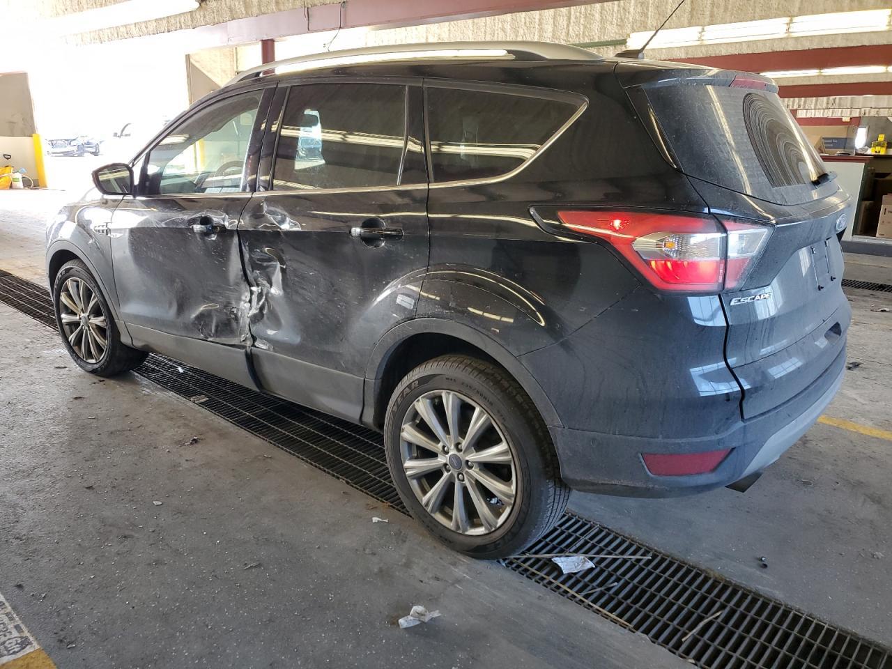 2017 FORD ESCAPE TIT - Image 2