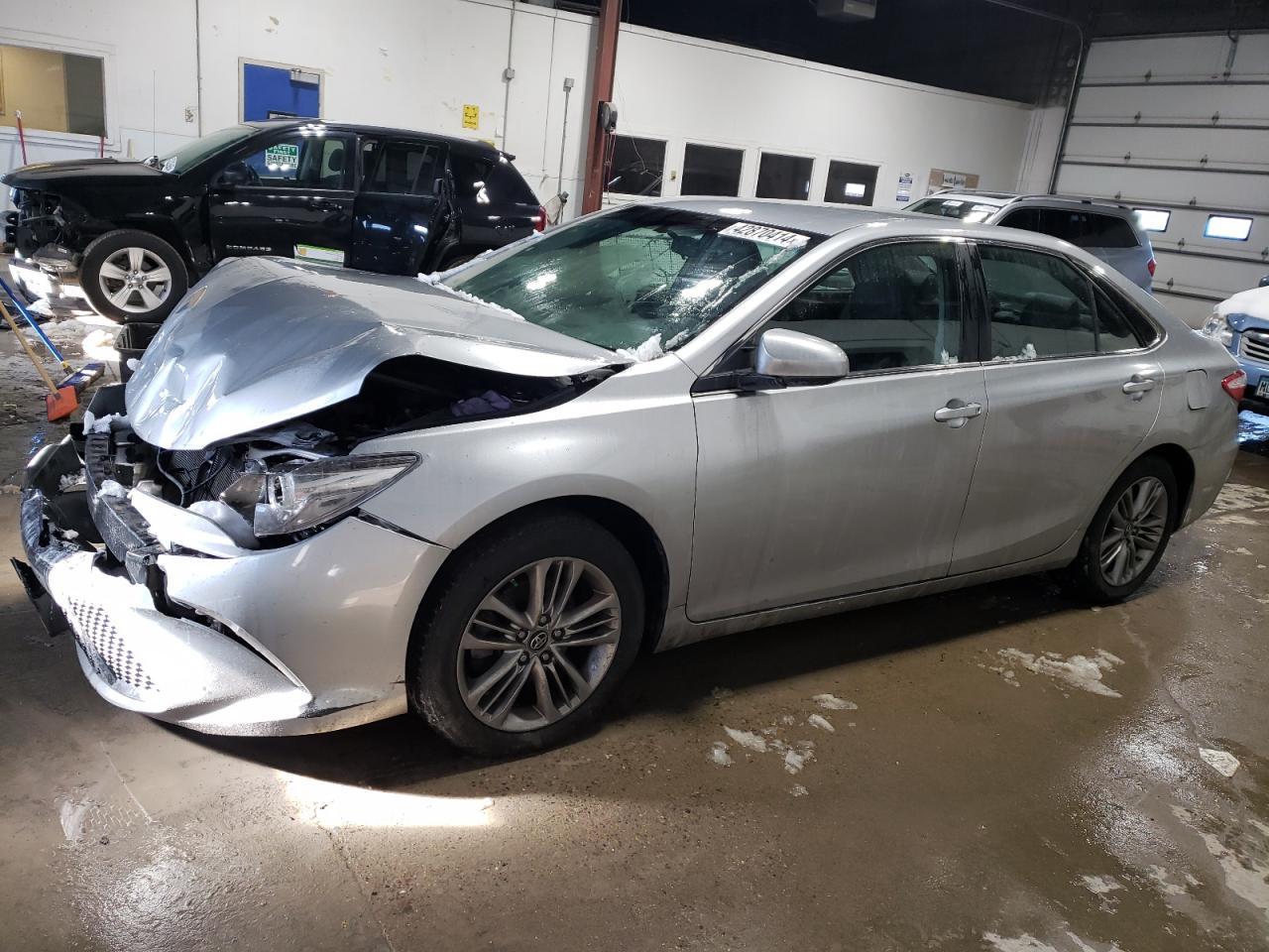 2016 TOYOTA CAMRY LE