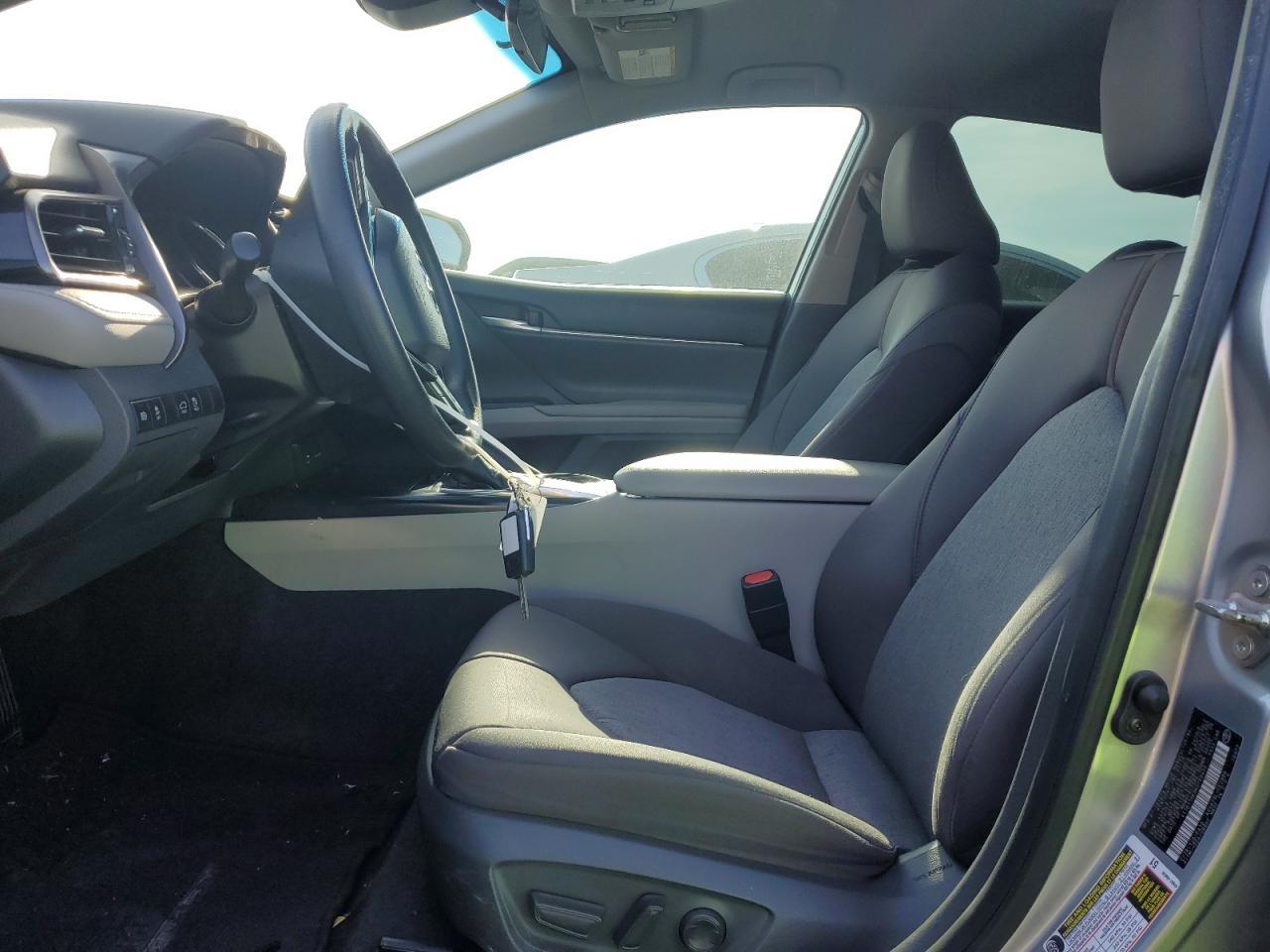 2019 TOYOTA CAMRY L - Image 7