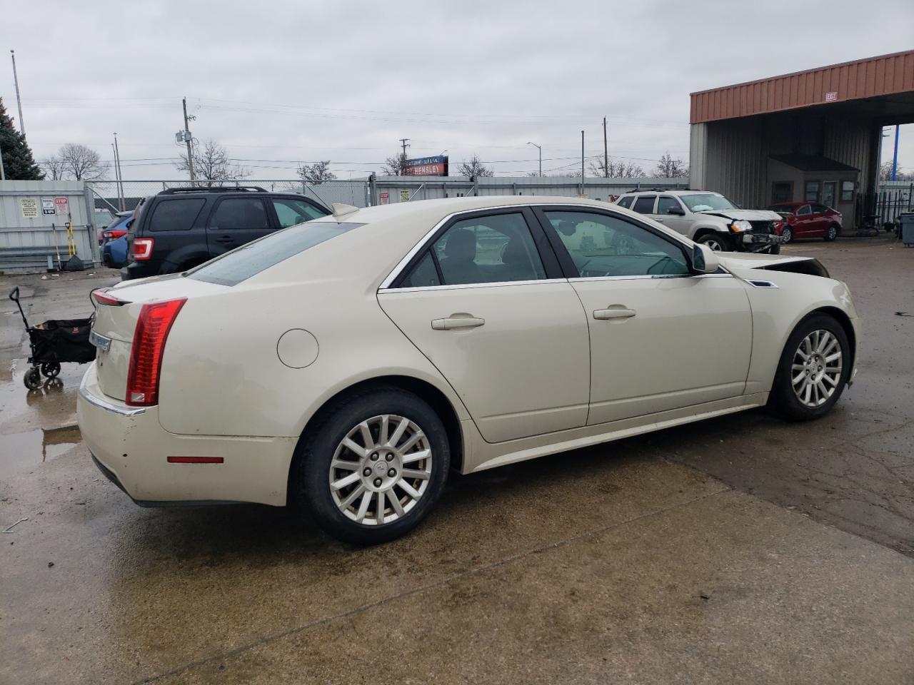 2011 CADILLAC CTS - Image 3