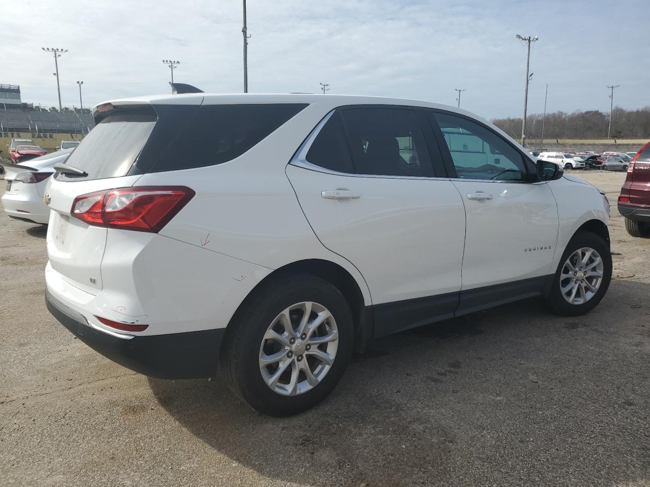 2019 CHEVROLET EQUINOX LT - Image 3