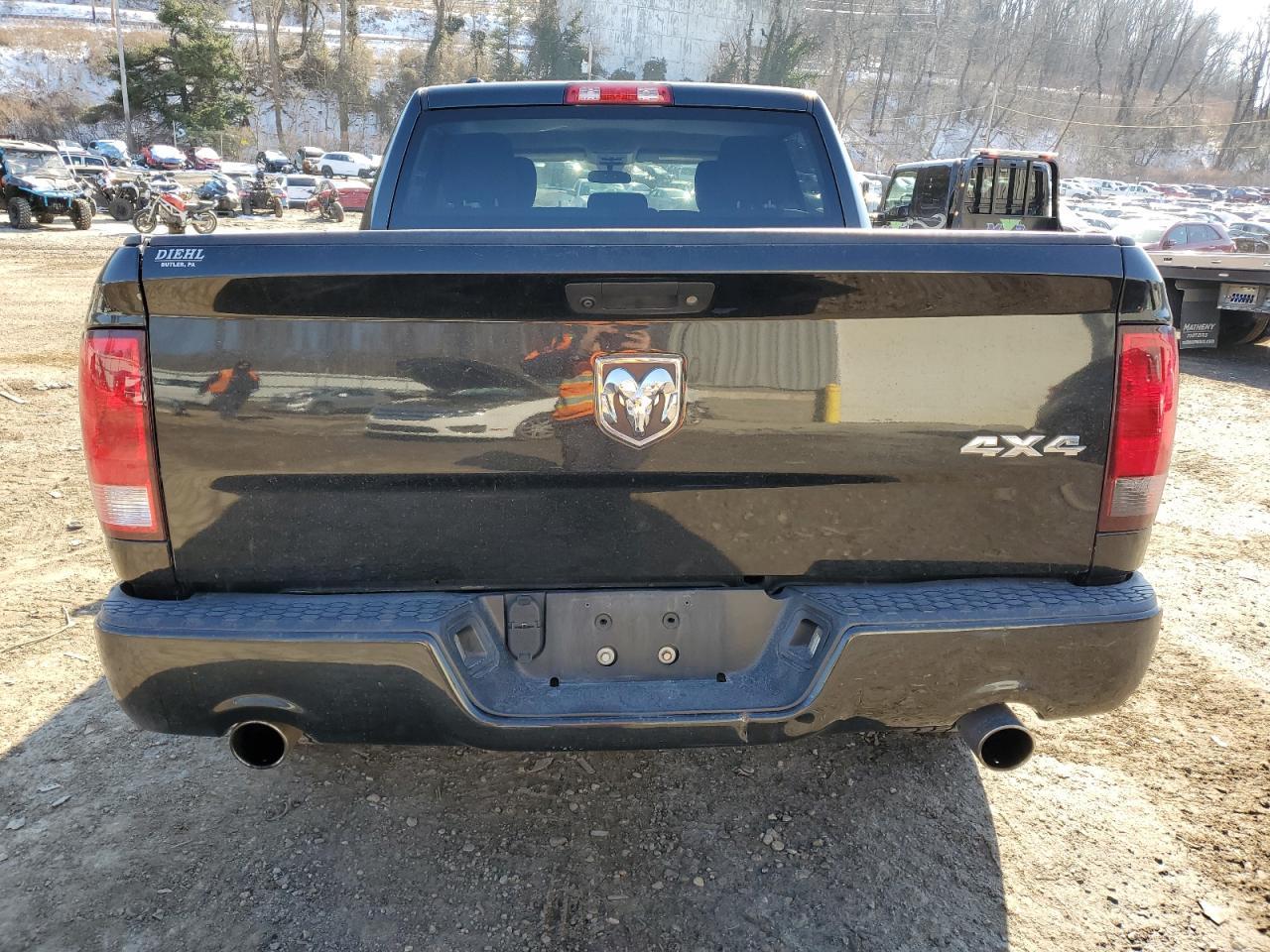 2018 RAM 1500 ST - Image 6