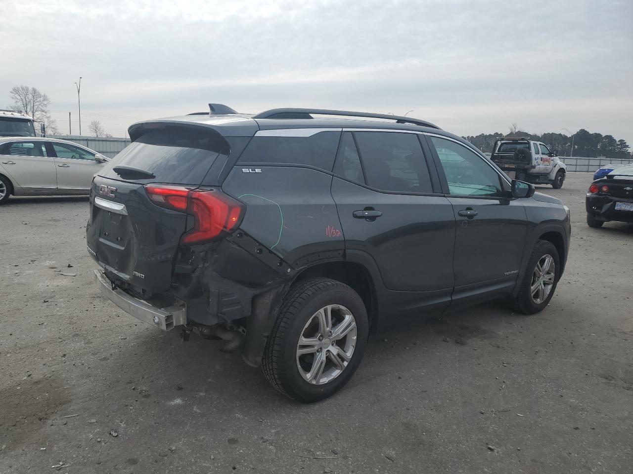 2018 GMC TERRAIN SL - Image 3