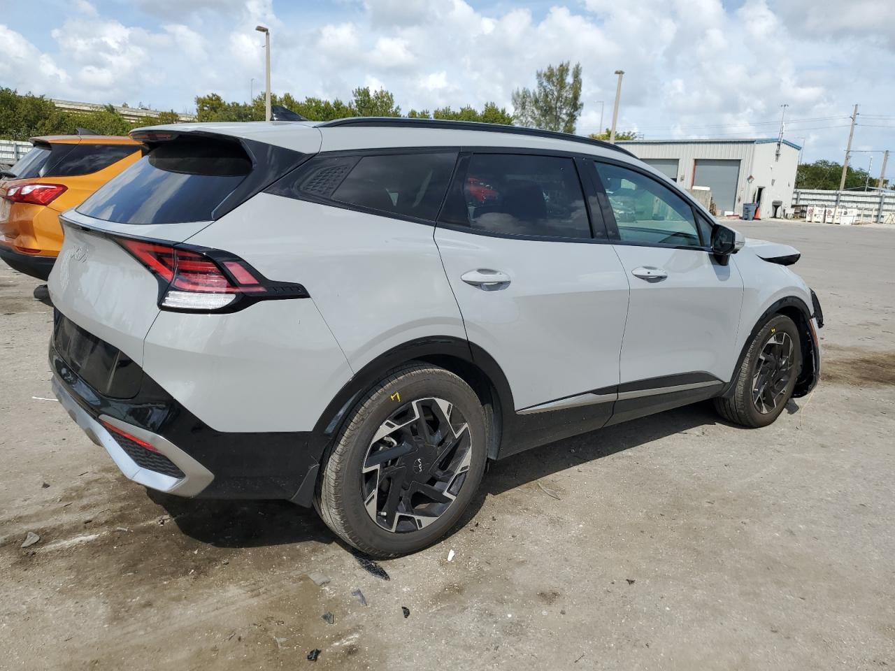 2023 KIA SPORTAGE S - Фото 3