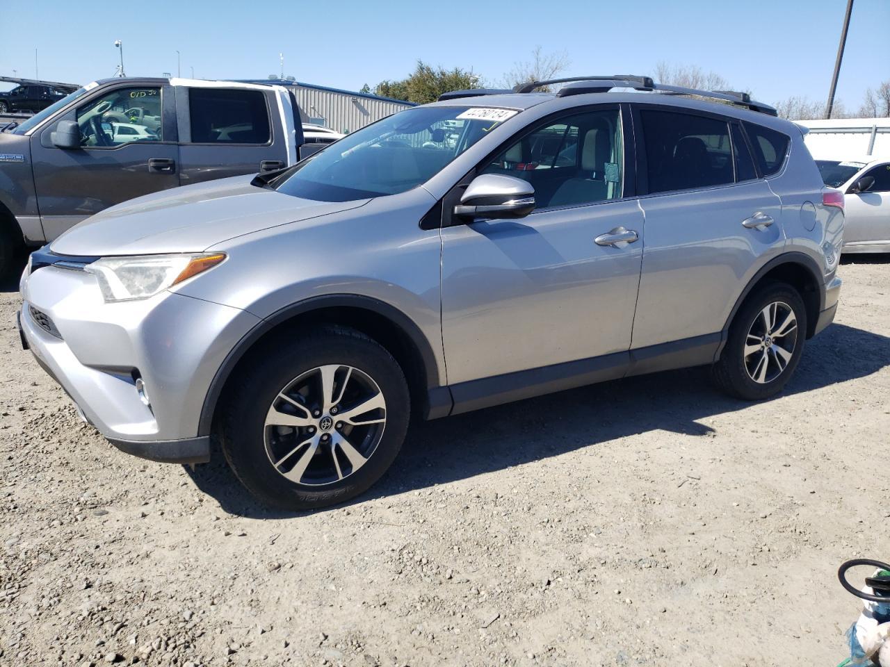 2017 TOYOTA RAV4 XLE