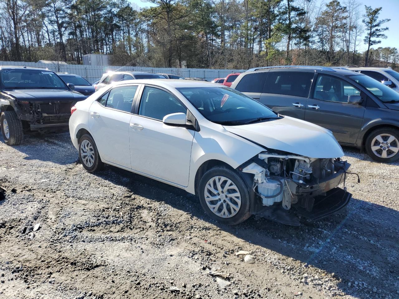 2018 TOYOTA COROLLA L - Image 4