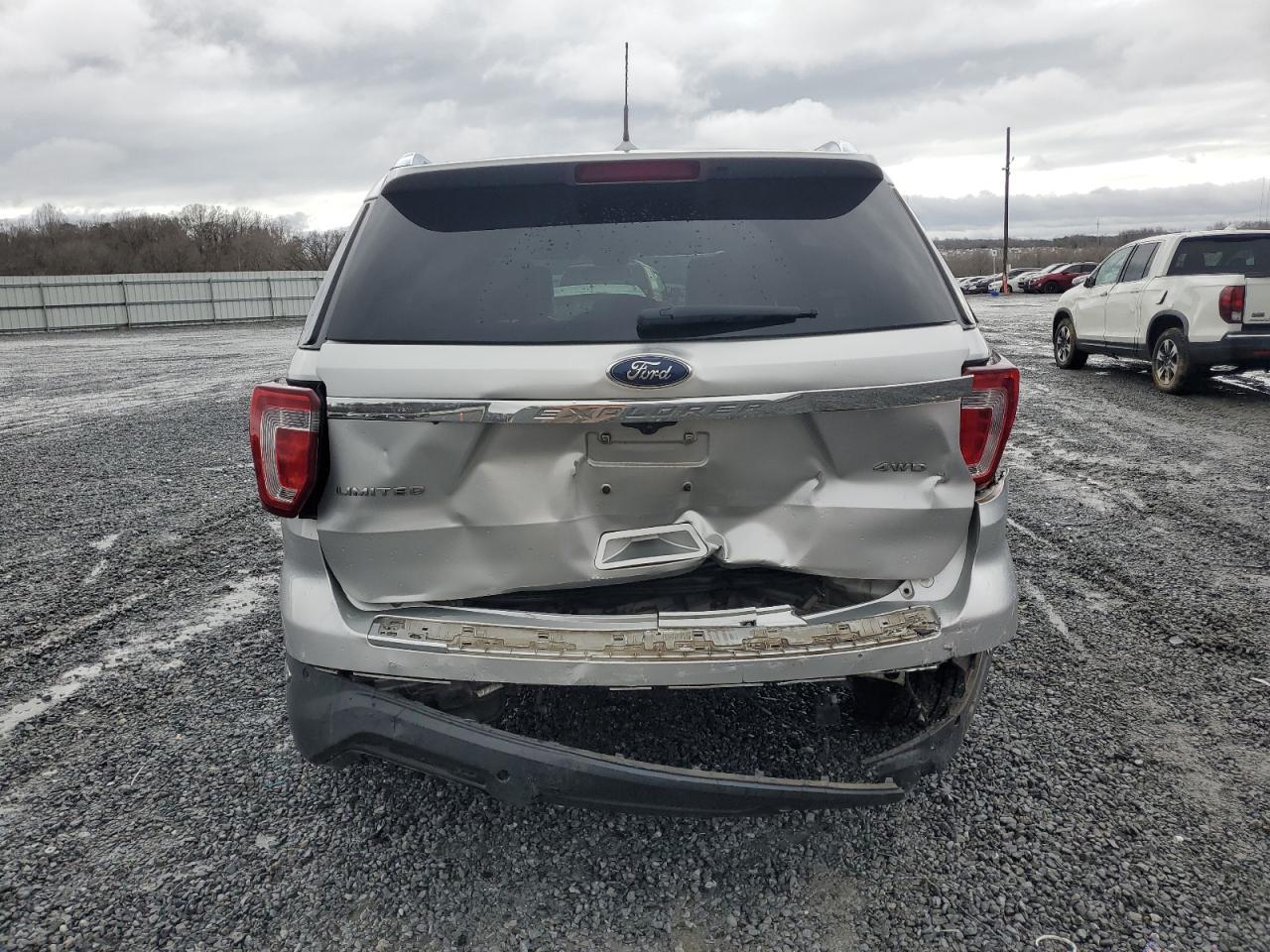 2018 FORD EXPLORER L - Фото 6
