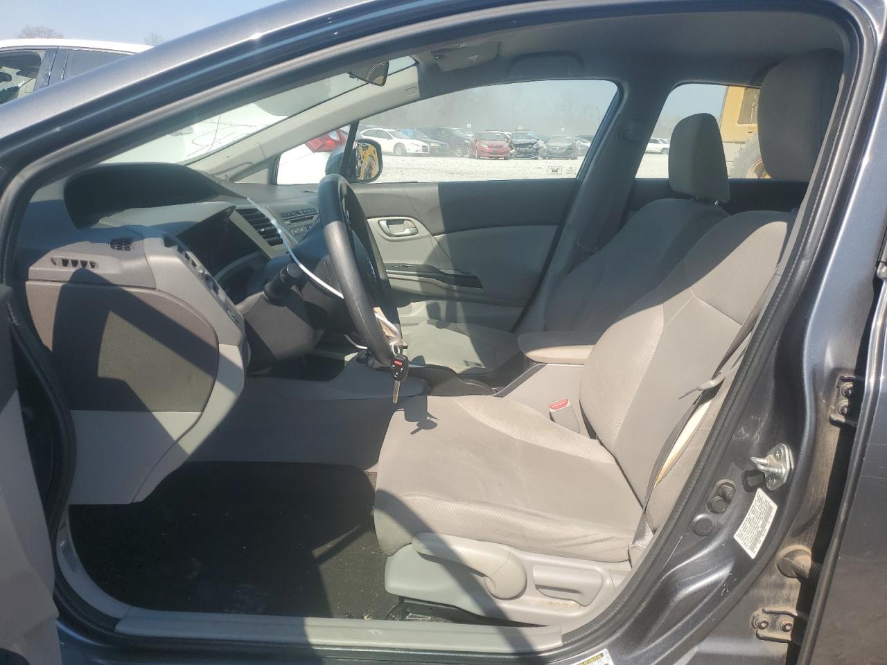2012 HONDA CIVIC LX - Фото 7