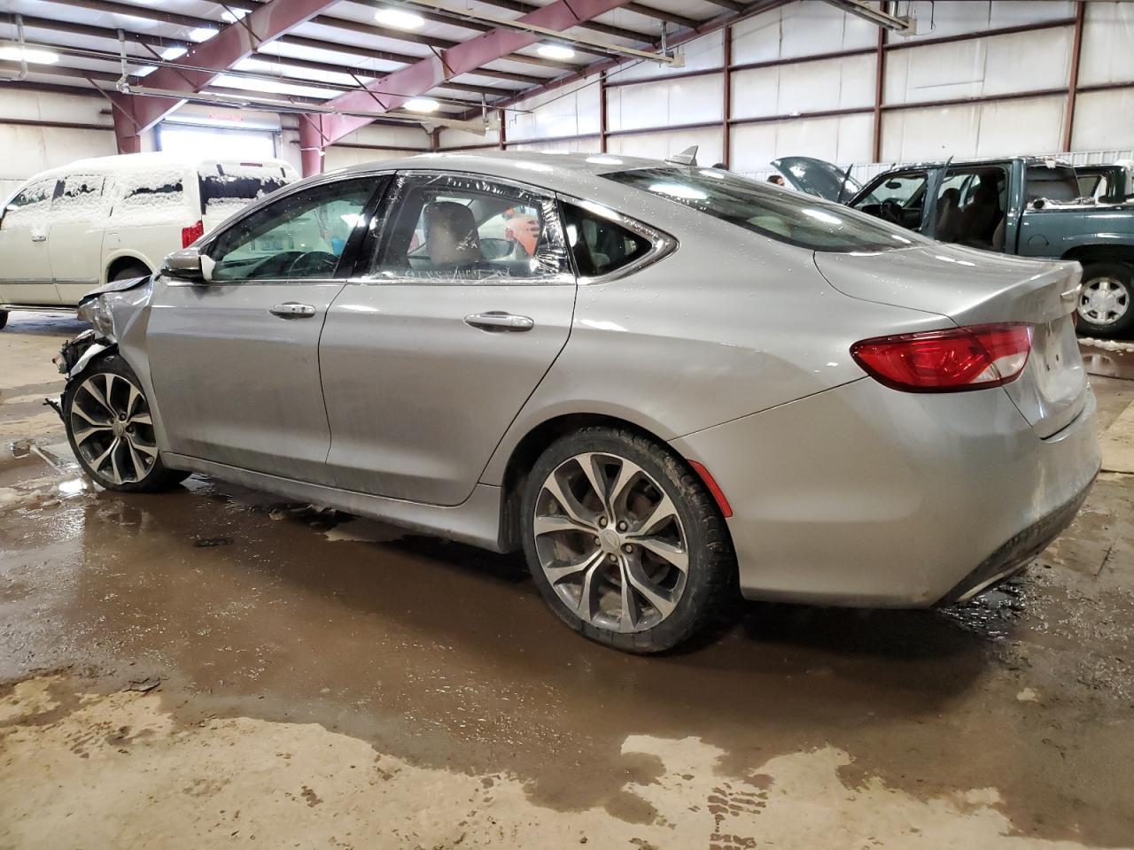 2015 CHRYSLER 200 C - Фото 2