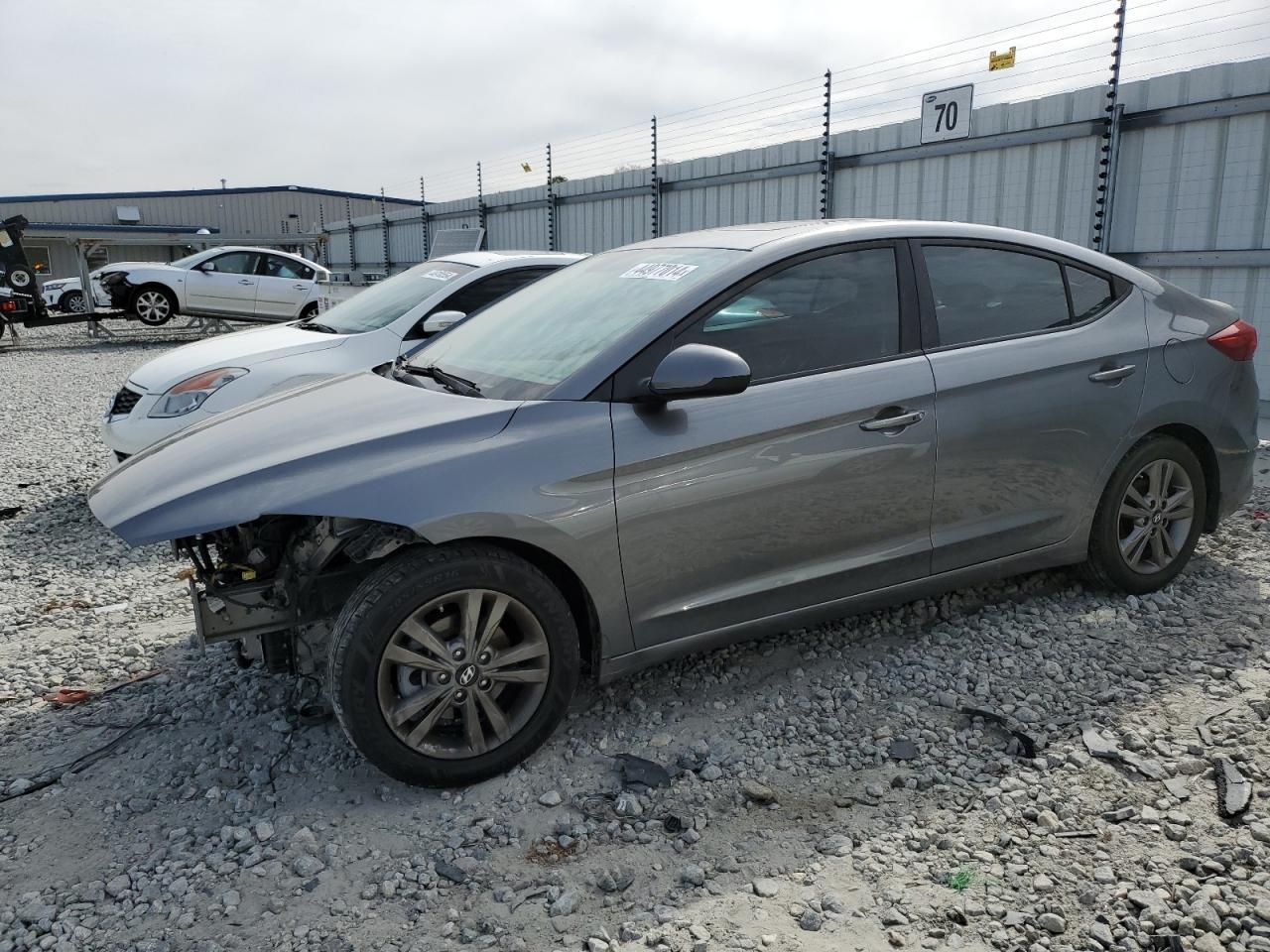2018 HYUNDAI ELANTRA SE
