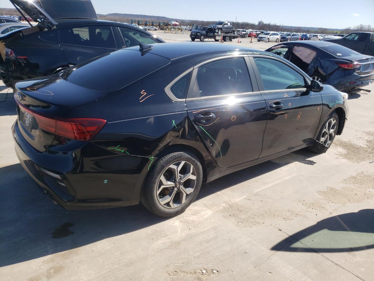 2021 KIA FORTE FE - Фото 3