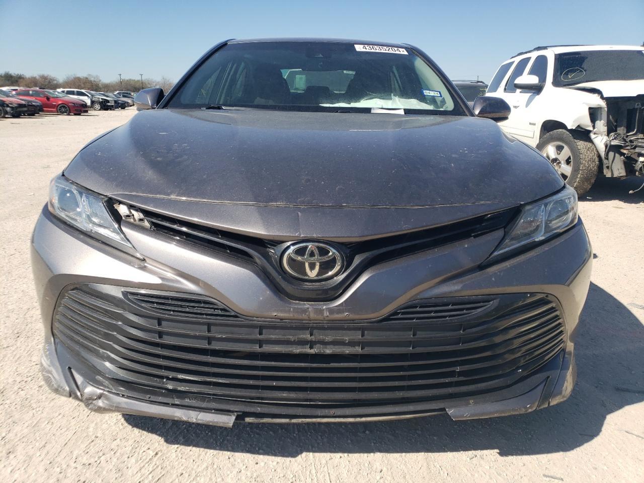 2018 TOYOTA CAMRY L - Фото 5