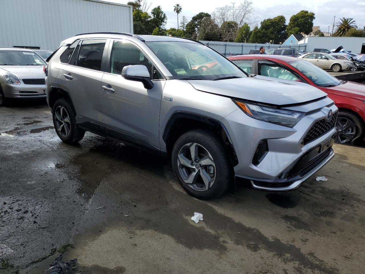 2023 TOYOTA RAV4 PRIME - Image 4