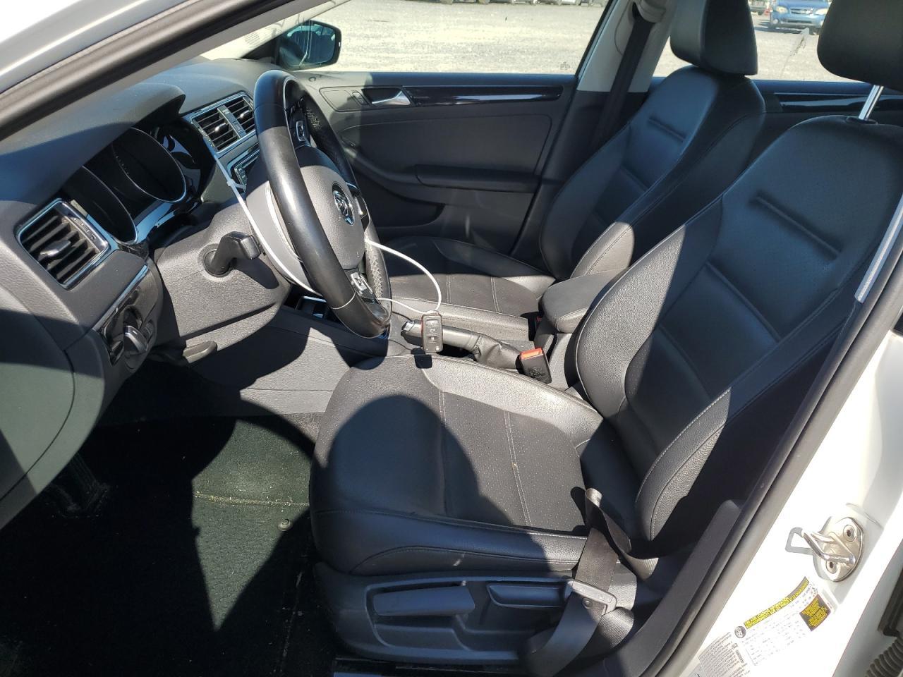 2016 VOLKSWAGEN JETTA SEL - Image 7